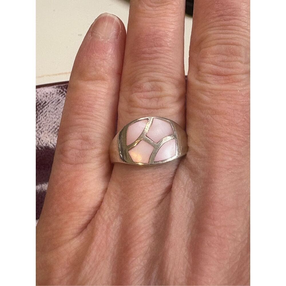 Vintage STERLING SILVER PINK MOTHER OF PEARL STONE Inlay SIZE 8 - Picture 4 of 9